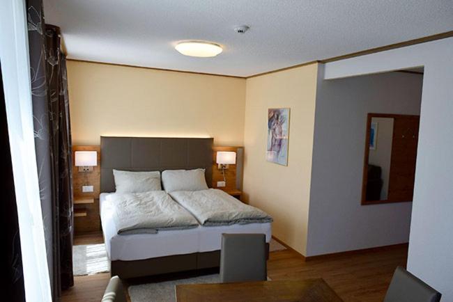 Hotel Emmental Лангнау Экстерьер фото